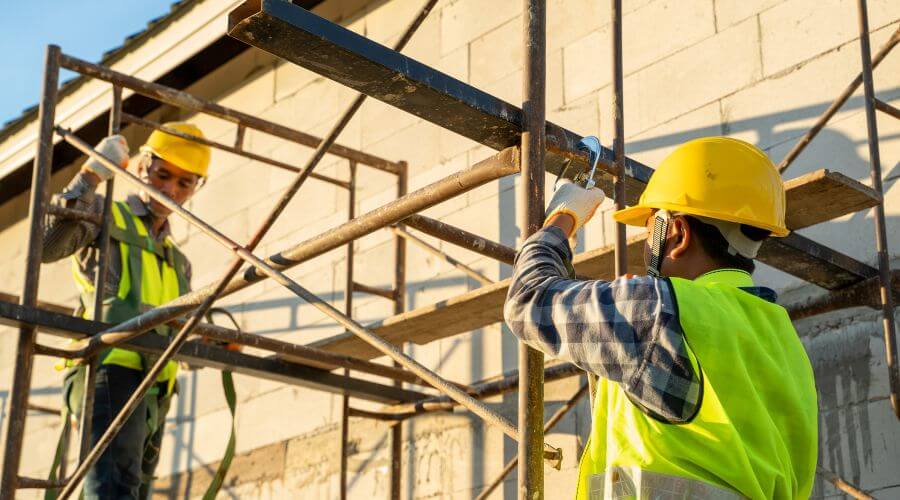 Professional fairlawn roofing services in Delphi, IN